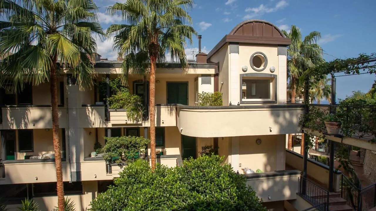 Beautiful Apartment In The Centre Of Taormine